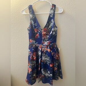 NWT Lush Abstract Floral Multicolor V-Neck Dress - Size S - Perfect for Layering